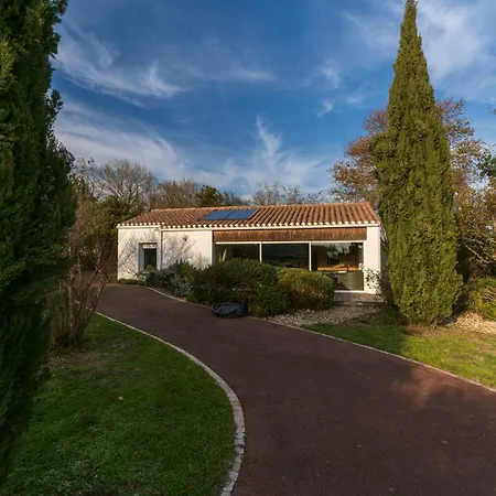 Charmante Maison Avec Spa, Sauna Et Jardin Privatif *