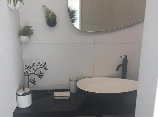 Charmante Maison Avec Spa, Sauna Et Jardin Privatif Villa *