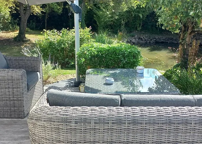 Villa Charmante Maison Avec Spa, Sauna Et Jardin Privatif