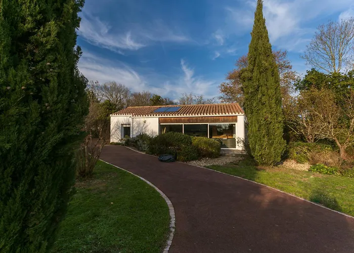 Charmante Maison Avec Spa, Sauna Et Jardin Privatif *